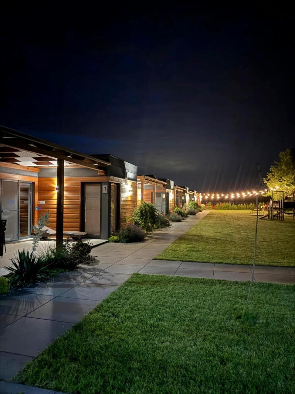 Cisza Bungalows Village / Blisko Natury Nowecin Extérieur photo
